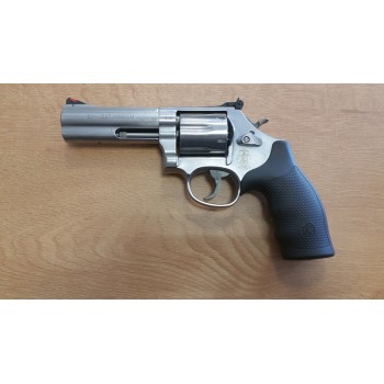 REVOLVER SMITH & WESSON 686 4"