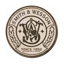 SMITH & WESSON